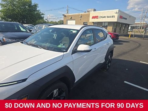 Used 2025 Hyundai Kona SEL FWD image 1