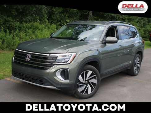 Used 2026 Volkswagen Atlas SE AWD/4WD image 1