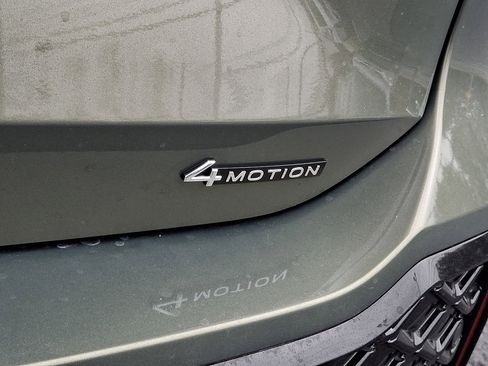 New 2026 Volkswagen Tiguan SE R-Line image 20