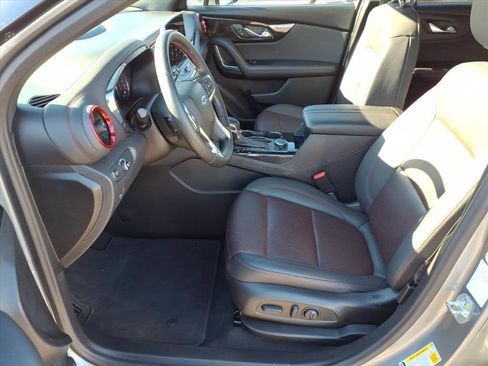 Used 2025 Chevrolet Blazer RS image 12