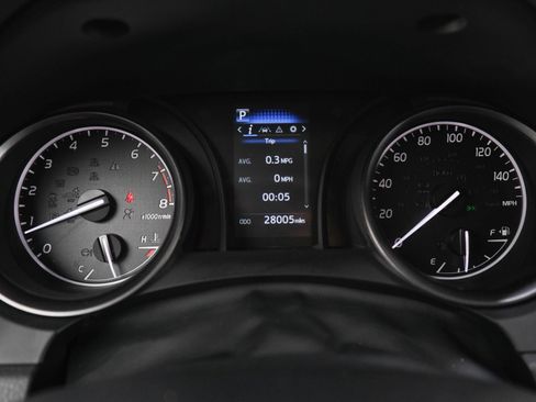 Used 2024 Toyota Camry SE FWD image 19