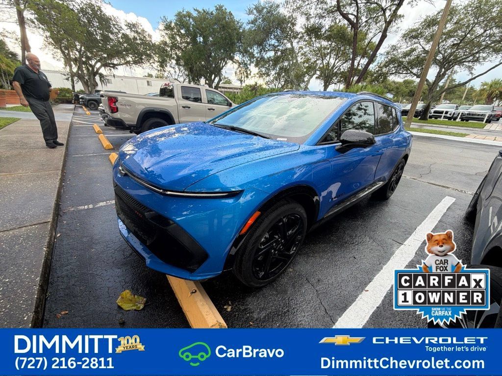 Certified 2025 Chevrolet Equinox EV RS FWD image 1