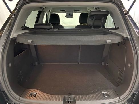 Used 2022 Chevrolet Trax LT w/ LT Convenience Package AWD/4WD image 12