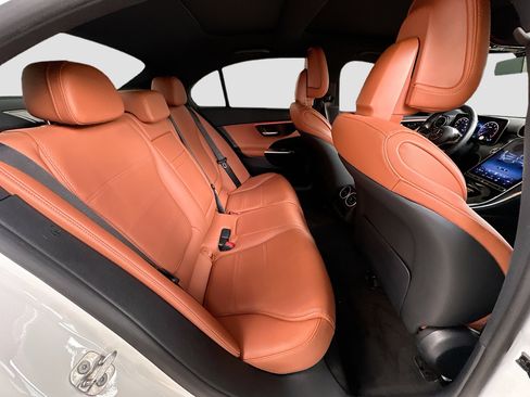 Used 2024 Mercedes-Benz C 300 Sedan image 27