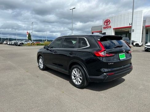 Used 2025 Honda CR-V EX-L image 6