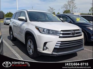 Used 2017 Toyota Highlander Limited video 1