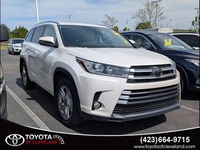 Used 2017 Toyota Highlander Limited