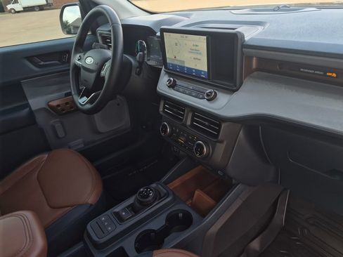 Used 2024 Ford Maverick Lariat FWD image 14