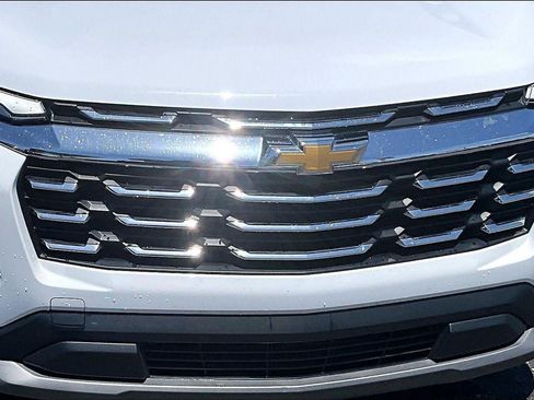 Used 2026 Chevrolet Equinox LT FWD image 31