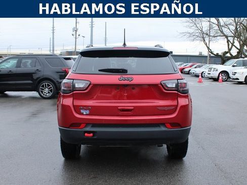 Used 2025 Jeep Compass Trailhawk w/ Trailhawk Elite Group image 4