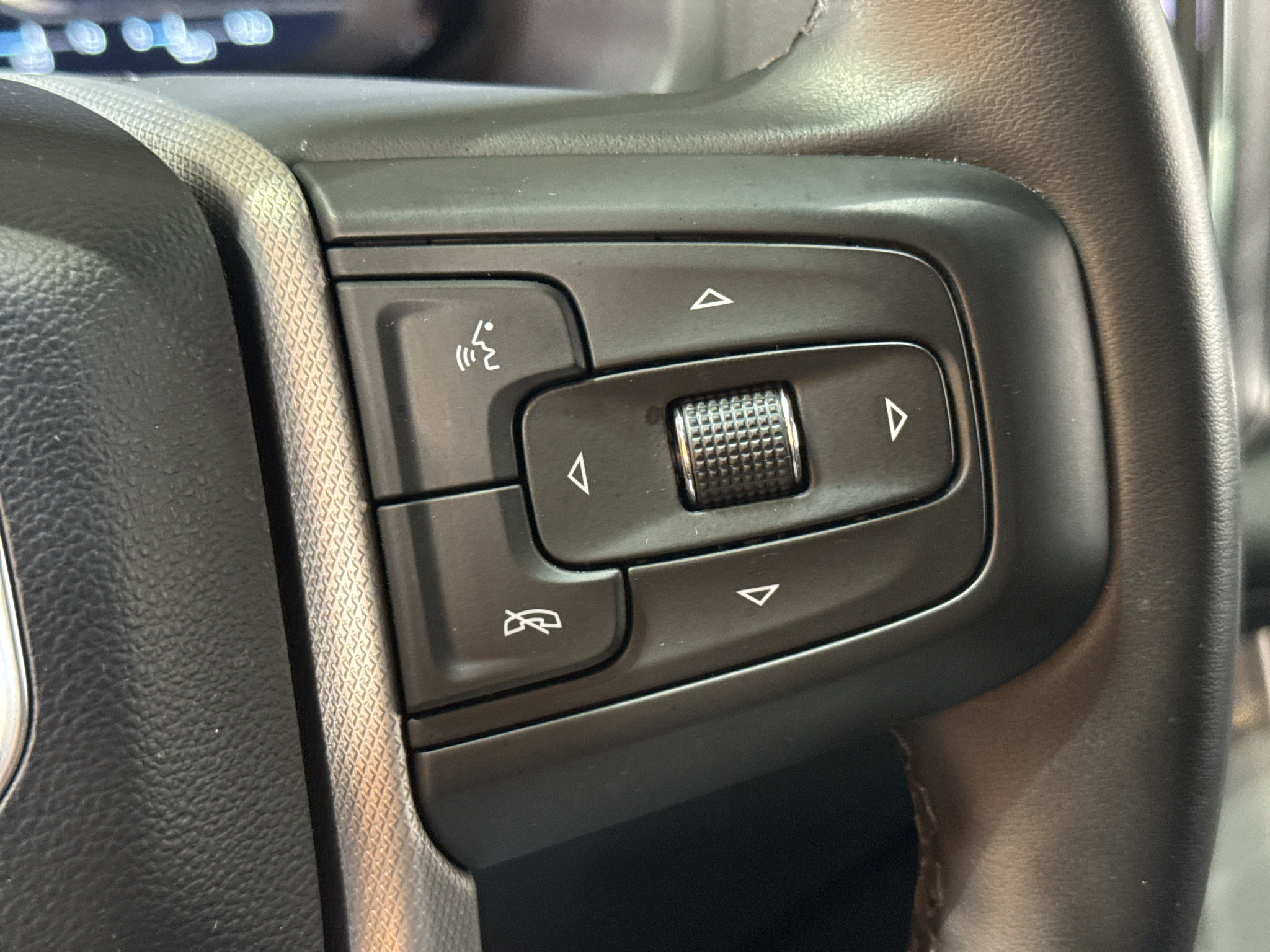 Used 2024 GMC Yukon Denali AWD/4WD image 29