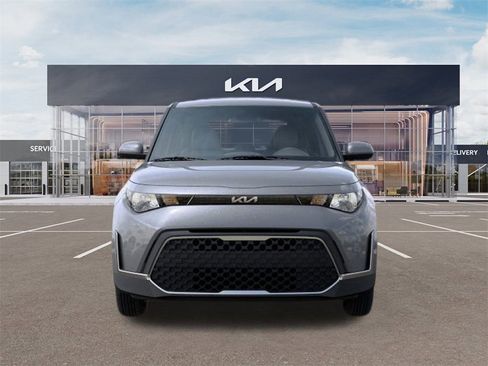 New 2025 Kia Soul LX w/ LX Technology Package image 2