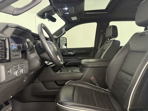 Used 2026 GMC Sierra 2500 AT4X AWD/4WD image 17