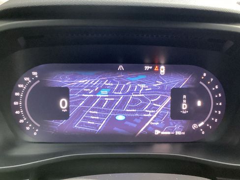 Certified 2026 Volvo XC40 B4 Core FWD image 23