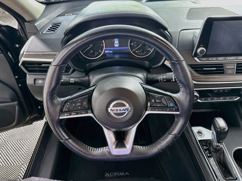 Used 2019 Nissan Altima 2.5 SL FWD image 15