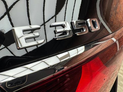 New 2026 Mercedes-Benz E 350 4MATIC Sedan image 4