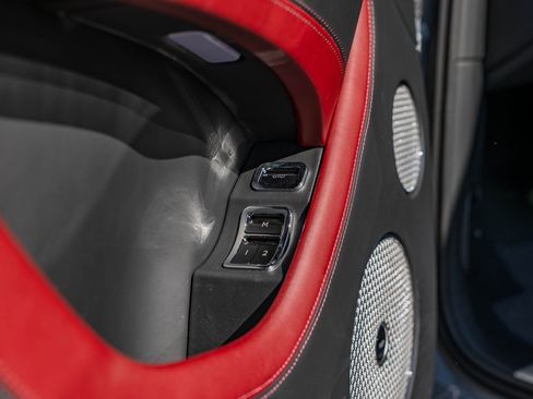 Used 2023 Bentley Bentayga Speed image 15