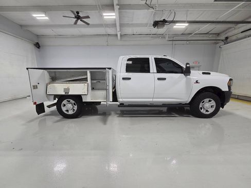 Used 2023 RAM 2500 Tradesman AWD/4WD image 11