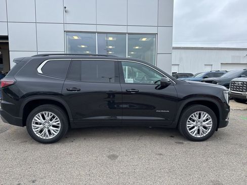 Used 2024 GMC Acadia Elevation w/ Luxury Package FWD image 2