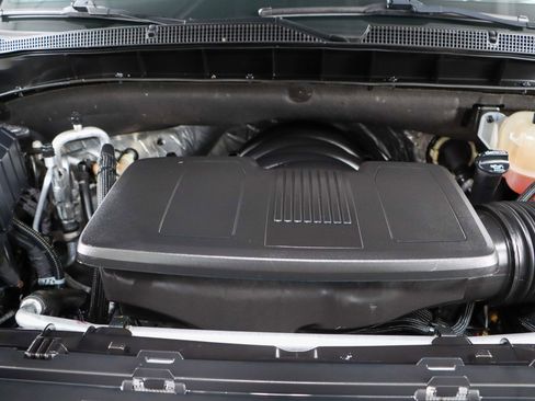 Used 2023 Chevrolet Tahoe Z71 w/ Luxury Package image 36