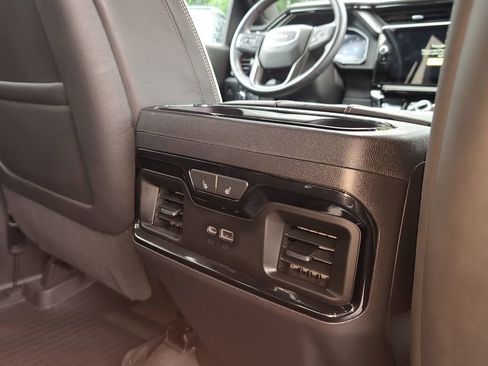 Used 2023 GMC Sierra 1500 AT4X w/ AT4X AEV Edition AWD/4WD image 8