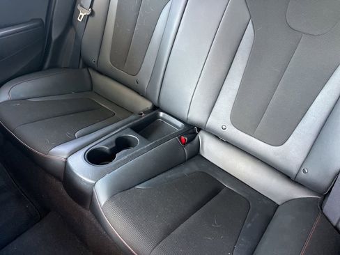 Used 2020 Hyundai Veloster 2.0 Premium FWD image 30