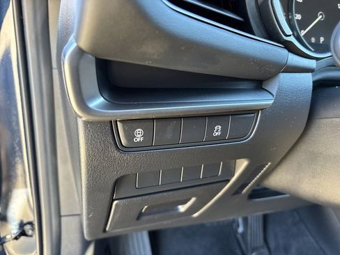 Used 2023 MAZDA MAZDA3 s image 20