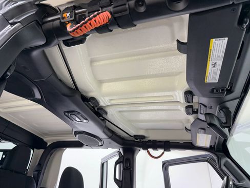 Used 2021 Jeep Gladiator Sport w/ Quick Order Package 24Q 80Th image 22