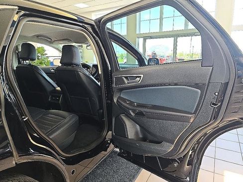 Used 2022 Ford Edge SEL w/ Sport Appearance Package AWD/4WD image 35