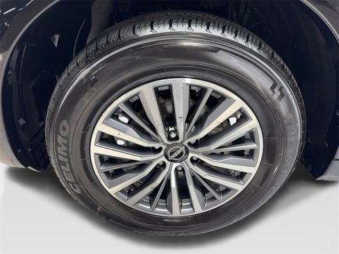 Used 2024 Nissan Armada SL image 84