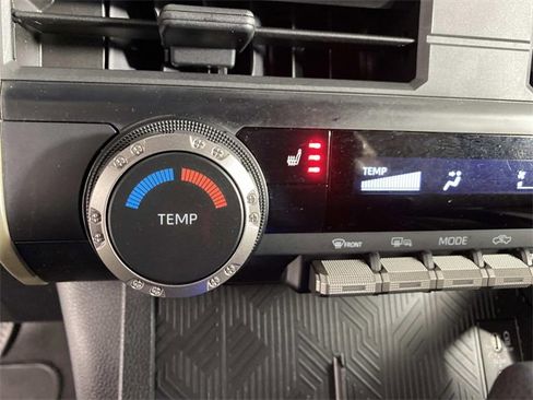 Used 2025 Toyota Tacoma SR5 image 22