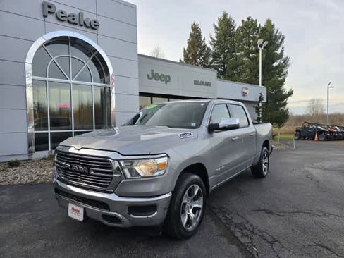 Used 2024 RAM 1500 Laramie AWD/4WD image 1