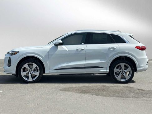 New 2025 Audi Q5 Premium Plus image 2
