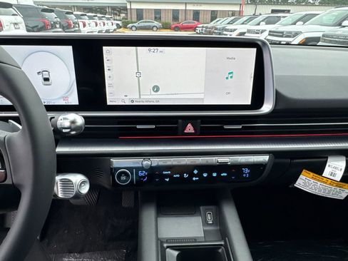 New 2025 Hyundai Ioniq 6 SEL image 17