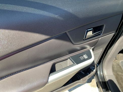 Used 2014 Ford Edge SE FWD image 23