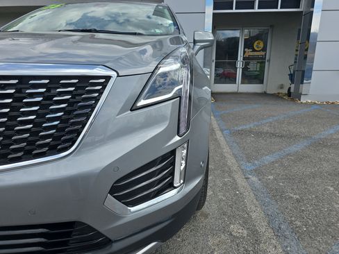 Used 2025 Cadillac XT5 Premium Luxury w/ Technology Package AWD/4WD image 10