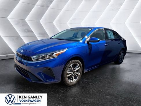 Used 2023 Kia Forte LXS FWD image 1