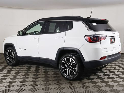 Used 2023 Jeep Compass Limited AWD/4WD image 9