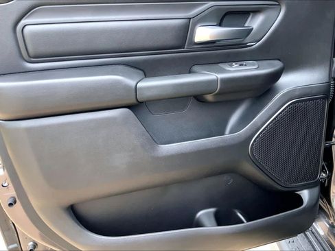 New 2026 RAM 1500 Express AWD/4WD image 17