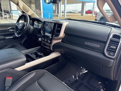 Used 2020 RAM 1500 Laramie image 23