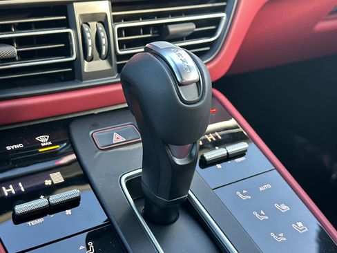 New 2026 Porsche Macan AWD/4WD image 24
