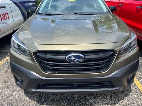Used 2021 Subaru Outback Onyx Edition XT w/ Popular Package #2 AWD/4WD image 2