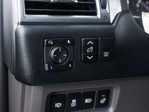 Used 2022 Lexus GX 460 Premium image 21