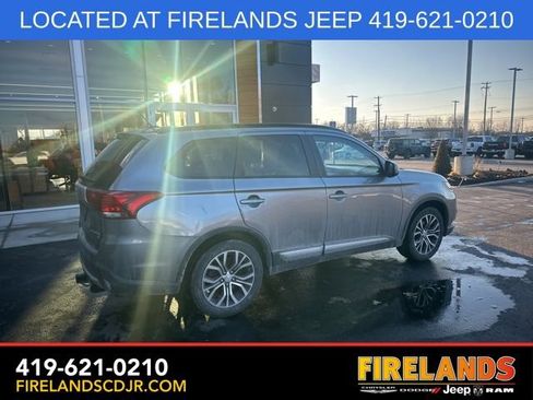 Used 2016 Mitsubishi Outlander SEL image 24