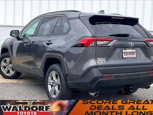 Used 2022 Toyota RAV4 XLE image 15