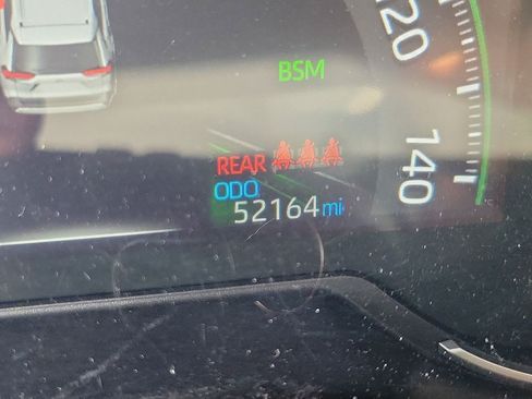 Used 2024 Toyota RAV4 XLE FWD image 22