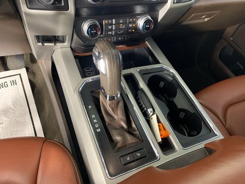 Used 2019 Ford F150 King Ranch w/ Equipment Group 601A Luxury AWD/4WD image 21