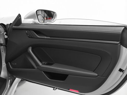 Certified 2026 Porsche 911 Carrera GTS RWD image 36