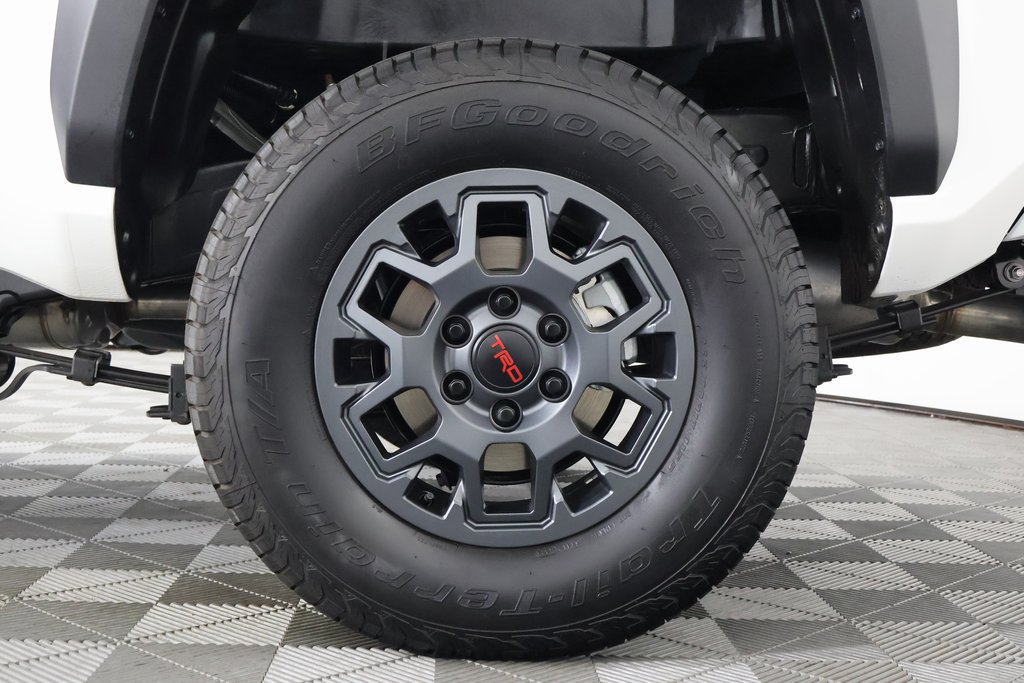 Used 2026 Toyota Tacoma SR5 RWD image 15