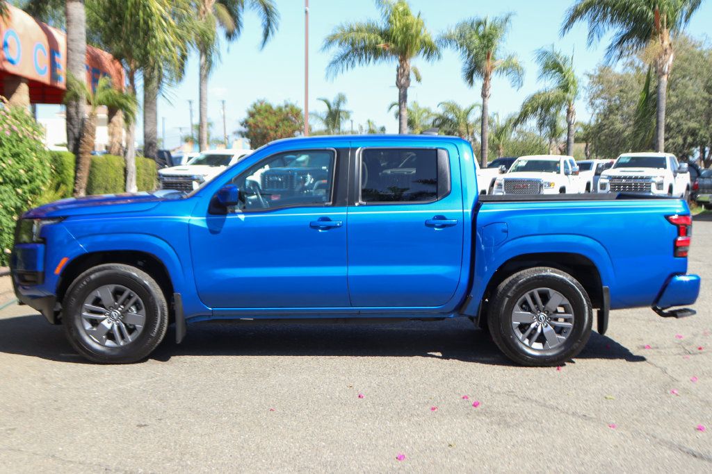 Used 2025 Nissan Frontier SV RWD image 5